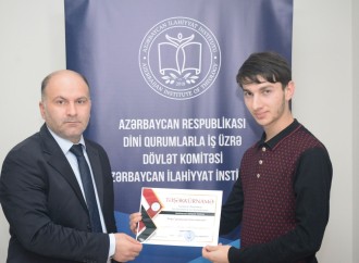 İlahiyyat İnstitutunda “40 ayə” yarışması keçirilib