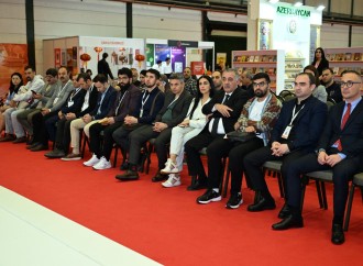 Türk Mədəniyyəti və İrsi Fondu  Səninləyik, Türkiyə kitabının təqdimatını keçirib