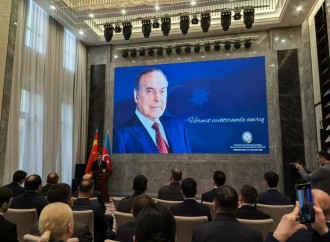 Azərbaycanın Çindəki Səfirliyində Ümummilli Lider Heydər Əliyevin anım mərasimi keçirilib