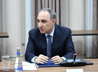 Təyyarə qəzasının səbəblərinin araşdırılması üçün Dövlət Komissiyasının növbəti iclası keçirilib
