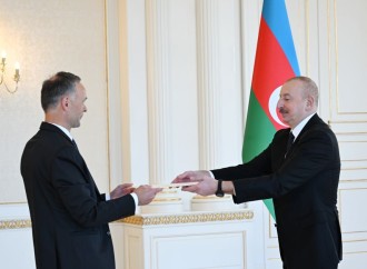 Prezident İlham Əliyev Litvanın Azərbaycanda yeni təyin olunmuş səfirinin etimadnaməsini qəbul edib