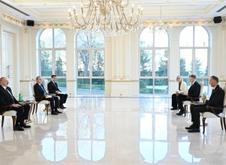 Prezident İlham Əliyev Litvanın Azərbaycanda yeni təyin olunmuş səfirinin etimadnaməsini qəbul edib
