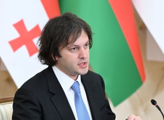Prezident İlham Əliyev və Baş nazir İrakli Kobaxidze mətbuata bəyanatlarla çıxış edirlər