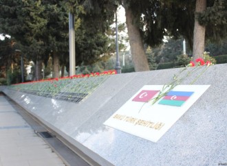 Hazırlıqlar başa çatdı - “Şəhidlər Xiyabanı”ndan fotoreportaj
