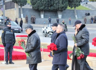 Azərbaycan xalqı 20 Yanvar faciəsi qurbanlarının əziz xatirəsini yad edir