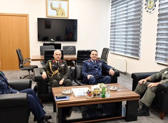 Azərbaycan və Türkiyə hərbi əməkdaşlıq məsələlərini müzakirə edib