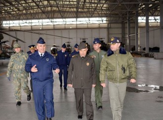 Azərbaycan və Türkiyə hərbi əməkdaşlıq məsələlərini müzakirə edib