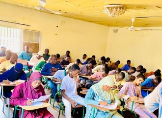 Zəkatını Afrikada təhsilə yönəlt
