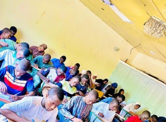 Zəkatını Afrikada təhsilə yönəlt