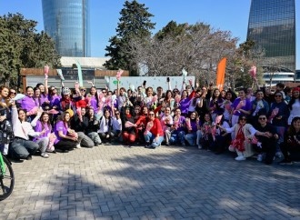 Heydər Əliyev Fondunun vitse-prezidenti Leyla Əliyeva Bakıda Beynəlxalq Qadınlar Günü münasibətilə keçirilən veloyürüşdə iştirak edib