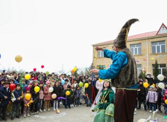 Leyla Əliyevanın təşəbbüsü ilə Xızı rayonunda uşaqlar üçün Novruz şənliyi keçirilib