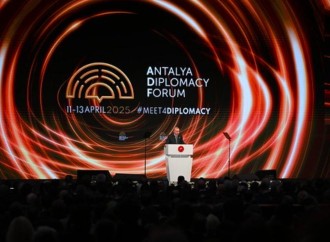 Türk Mədəniyyəti və İrsi Fondunun prezidenti IV Antalya Diplomatik Forumunun açılış mərasimində iştirak edib