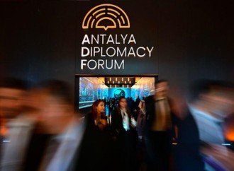 Türk Mədəniyyəti və İrsi Fondunun prezidenti IV Antalya Diplomatik Forumunun açılış mərasimində iştirak edib