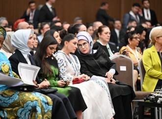 Birinci xanım Mehriban Əliyeva Antalya Diplomatiya Forumunun panel iclasında iştirak edib