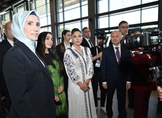 Birinci xanım Mehriban Əliyeva Antalya Diplomatiya Forumunun panel iclasında iştirak edib