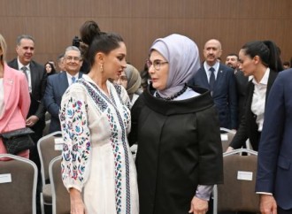 Birinci xanım Mehriban Əliyeva Antalya Diplomatiya Forumunun panel iclasında iştirak edib