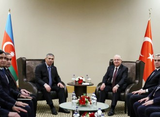 Azərbaycan və Türkiyə Müdafiə Nazirləri regional təhlükəsizliyi müzakirə edib