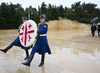 Gürcüstan Prezidenti Mixeil Kavelaşvili Bakıda şəhidlərin xatirəsini anıb