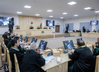Məhkəmədə Xocalı soyqırımı ilə bağlı dəhşətli videomateriallar nümayiş etdirilib