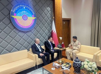 Müdafiə nazirinin müavinləri Qətərə səfər edib