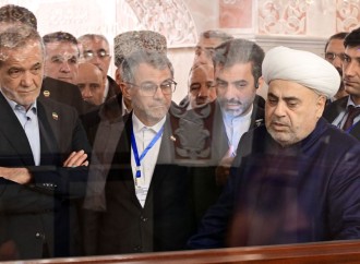 İran Prezidenti Məsud Pezeşkian Bibiheybət məscidini ziyarət edib