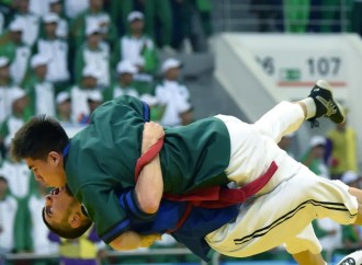 Azərbaycanın güləşçiləri Türkmənistanda üç medal qazanıb