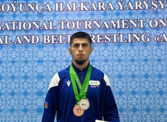 Azərbaycanın güləşçiləri Türkmənistanda üç medal qazanıb