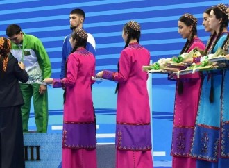 Azərbaycanın güləşçiləri Türkmənistanda üç medal qazanıb