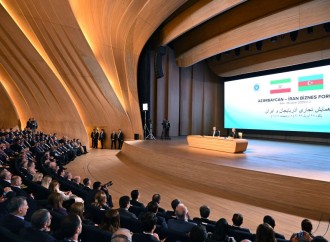 Prezident İlham Əliyev və İran Prezidenti Məsud Pezeşkian Bakıda Azərbaycan-İran biznes forumunda iştirak ediblər