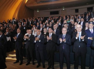 Prezident İlham Əliyev və İran Prezidenti Məsud Pezeşkian Bakıda Azərbaycan-İran biznes forumunda iştirak ediblər