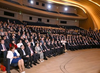 Prezident İlham Əliyev və İran Prezidenti Məsud Pezeşkian Bakıda Azərbaycan-İran biznes forumunda iştirak ediblər
