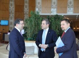 Aşqabadda Ümummilli Lider  Heydər Əliyevin anadan olmasının 102-ci ildönümü münasibətilə tədbir keçirilib