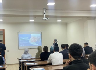 İlahiyyat İnstitutunda ailə dəyərlərinə gənclərin baxışı mövzulu tədbir keçirilib