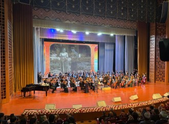 Azərbaycanın əməkdar artisti Türkmənistanda beynəlxalq tədbirdə ölkəmizi təmsil edib