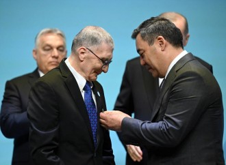 Sadır Japarovdan Əziz Sancara nüfuzlu beynəlxalq mükafat