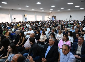 Ermənistan silahlı qüvvələrinin 2016-cı ilin aprelində və 2020-ci ilin iyulunda Azərbaycan ərazilərində mülki şəxslərə qarşı törətdiyi cinayətlərlə bağlı sənədlər tədqiq edilib