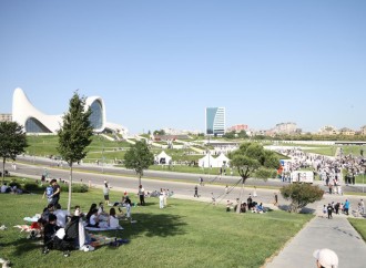 Heydər Əliyev Mərkəzinin parkında Uşaq festivalı keçirilib