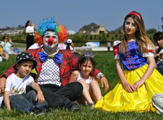 Heydər Əliyev Mərkəzinin parkında Uşaq festivalı keçirilib