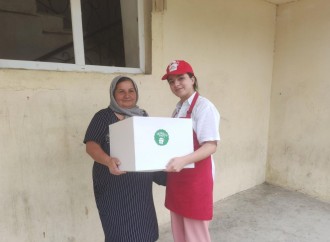 Heydər Əliyev Fondunun vitse-prezidenti Leyla Əliyevanın təşəbbüsü ilə ailələrə qurban payları çatdırılmağa davam edir