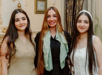 Maqsud İbrahimbəyov Yaradıcılıq Mərkəzində “Zeynəbin sehrli dünyası” adlı sərginin açılışı olub