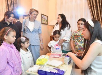 Maqsud İbrahimbəyov Yaradıcılıq Mərkəzində “Zeynəbin sehrli dünyası” adlı sərginin açılışı olub