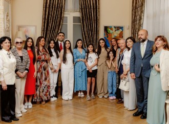 Maqsud İbrahimbəyov Yaradıcılıq Mərkəzində “Zeynəbin sehrli dünyası” adlı sərginin açılışı olub