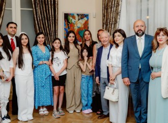 Maqsud İbrahimbəyov Yaradıcılıq Mərkəzində “Zeynəbin sehrli dünyası” adlı sərginin açılışı olub