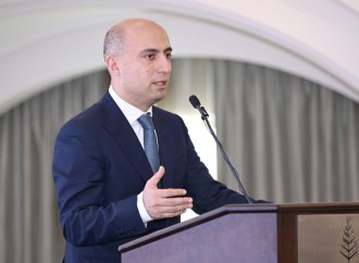 Heydər Əliyev Fondunun vitse-prezidenti Leyla Əliyeva “Gənc qızların təhsilinə dəstək” layihəsi iştirakçılarının məzun günündə iştirak edib