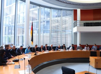 Dövlət Komitəsinin sədri Almaniya Bundestaqında görüş keçirib