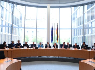 Dövlət Komitəsinin sədri Almaniya Bundestaqında görüş keçirib