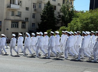 Silahlı Qüvvələr Günü münasibətilə hərbçilərin yürüşü keçirilir