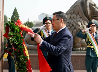 Sadır Japarov Tacikistana Rəsmi Səfər Edib