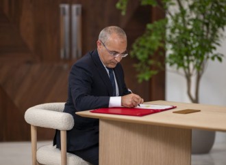 Prezident İlham Əliyevin Əbu-Dabidə Birləşmiş Ərəb Əmirliklərinin Prezidenti ilə görüşü olub