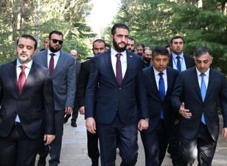 Suriyanın keçid dövrü Prezidenti Fəxri xiyabanda Ulu Öndər Heydər Əliyevin məzarını ziyarət edib
